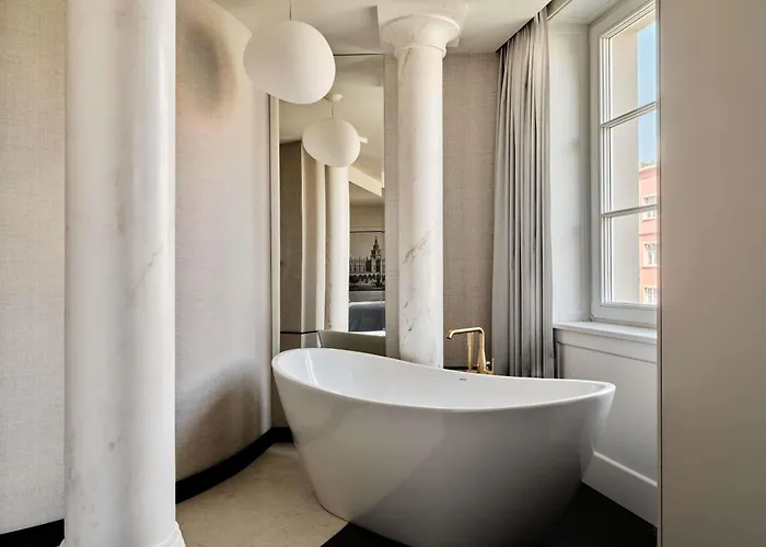 Hotel The Crown Center - Handwritten Collection Accor Krakau