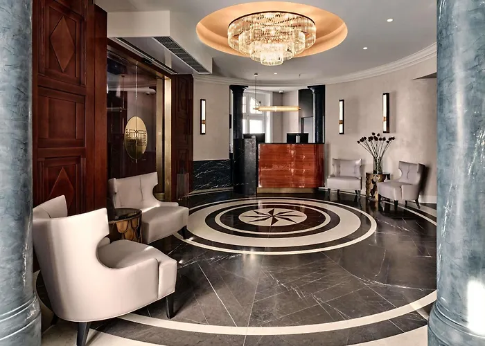 The Crown Center - Handwritten Collection Accor