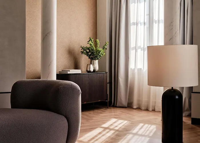 The Crown Center - Handwritten Collection Accor Hotel Krakau