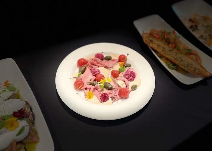 The Crown Center - Handwritten Collection Accor Hotel 4*