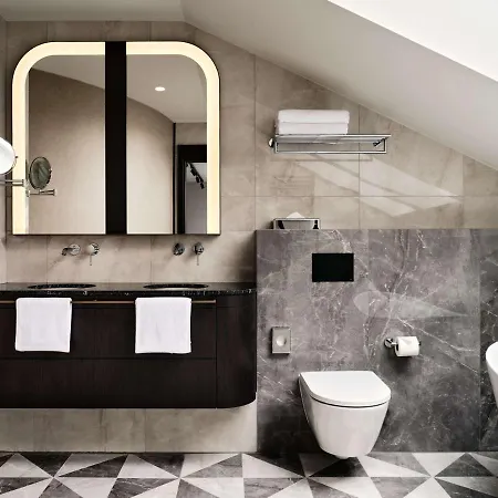 ホテル The Crown Center - Handwritten Collection Accor クラクフ