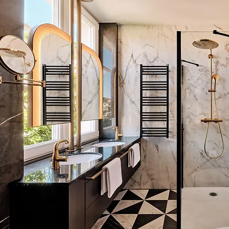 The Crown Center - Handwritten Collection Accor 4* Krakow