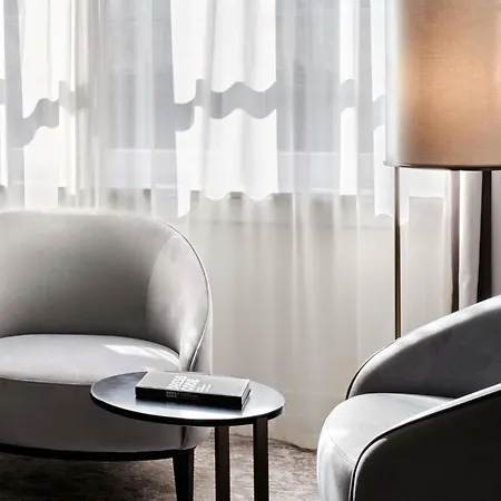 The Crown Center - Handwritten Collection Accor Otel