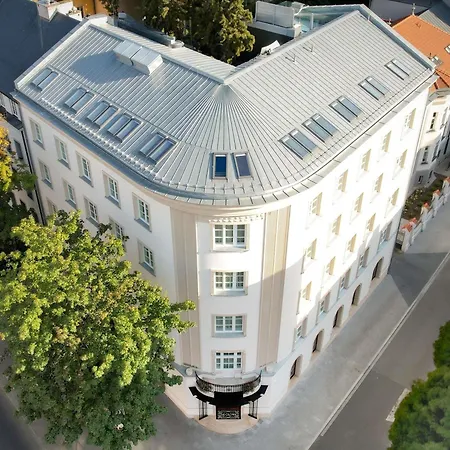 ホテル The Crown Center - Handwritten Collection Accor クラクフ