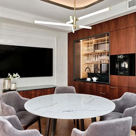 The Crown Center - Handwritten Collection Accor 4* Kraków