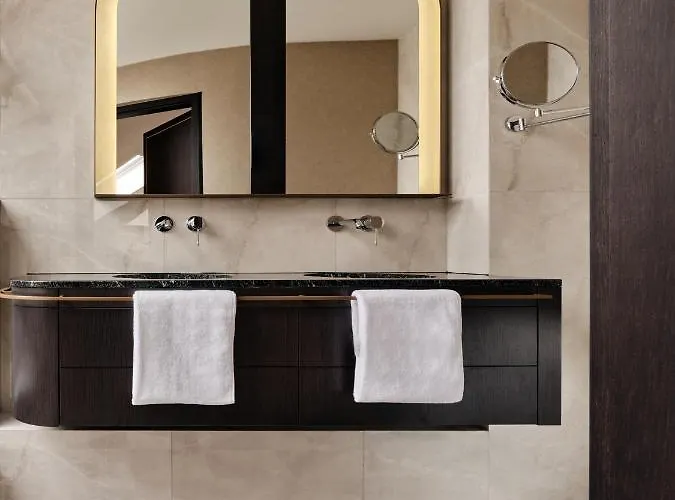 فندق The Crown Center - Handwritten Collection Accor