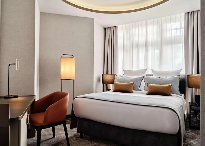 The Crown Center - Handwritten Collection Accor كراكوفيا