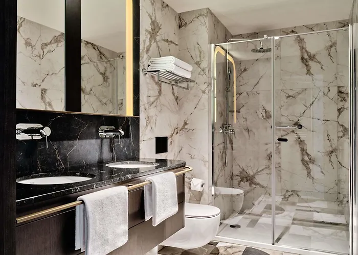 The Crown Center - Handwritten Collection Accor فندق كراكوفيا